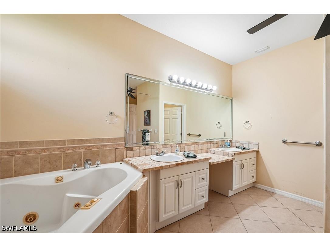 3761 35th Avenue NE Naples FL 34120 226023640 image19