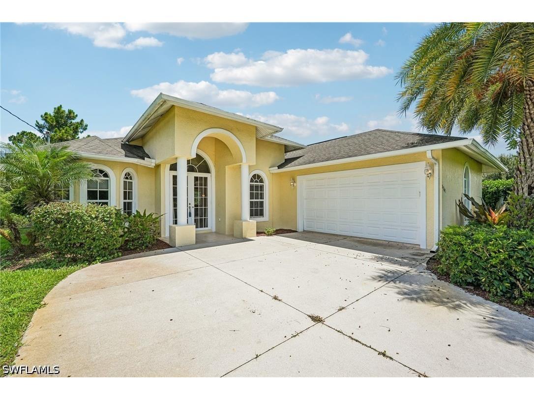 3761 35th Avenue NE Naples FL 34120 226023640 image2