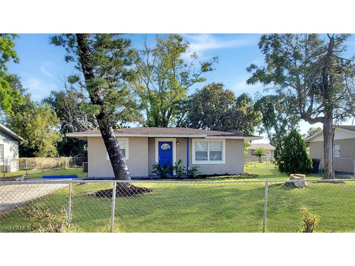 3762 Edison Avenue Fort Myers FL 33916 224018515 image1