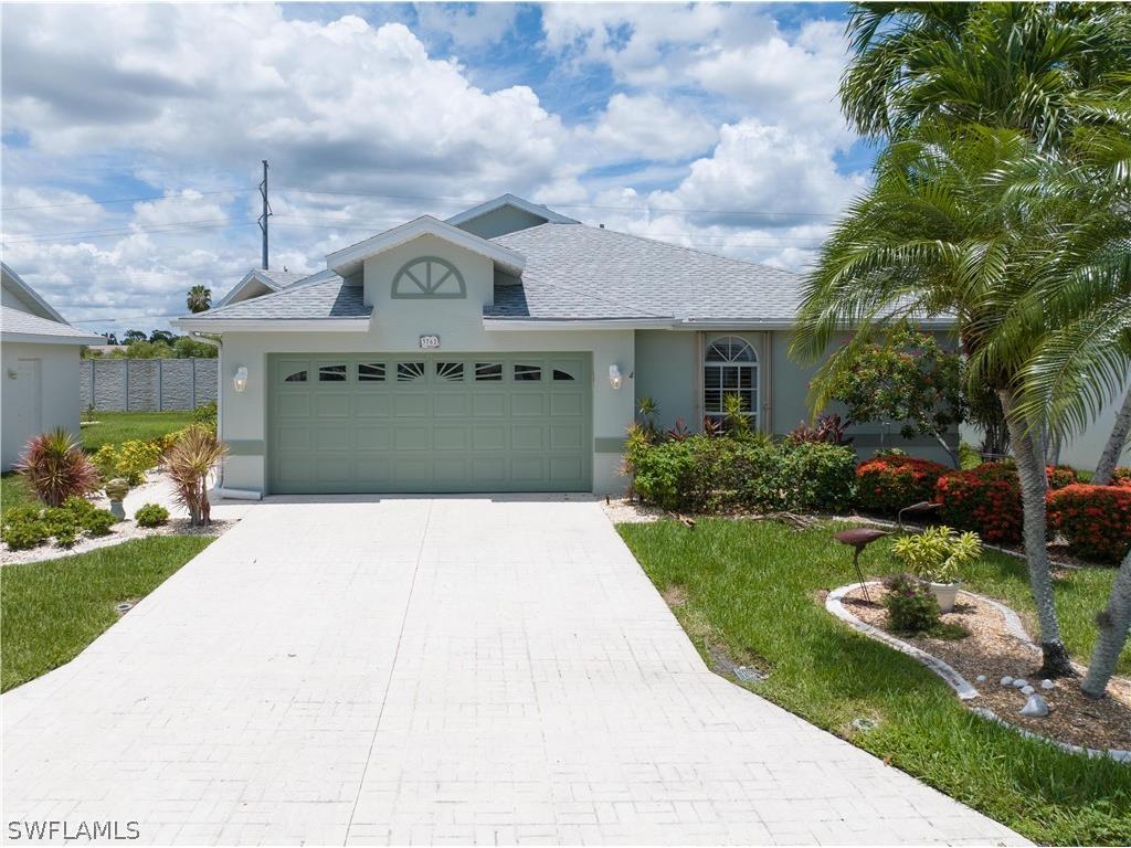3762 Sabal Springs Boulevard North Fort Myers FL 33917 224055842 image1