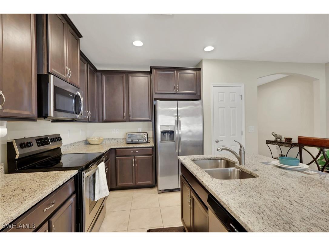 3763 Crofton Court Fort Myers FL 33916 226003312 image1