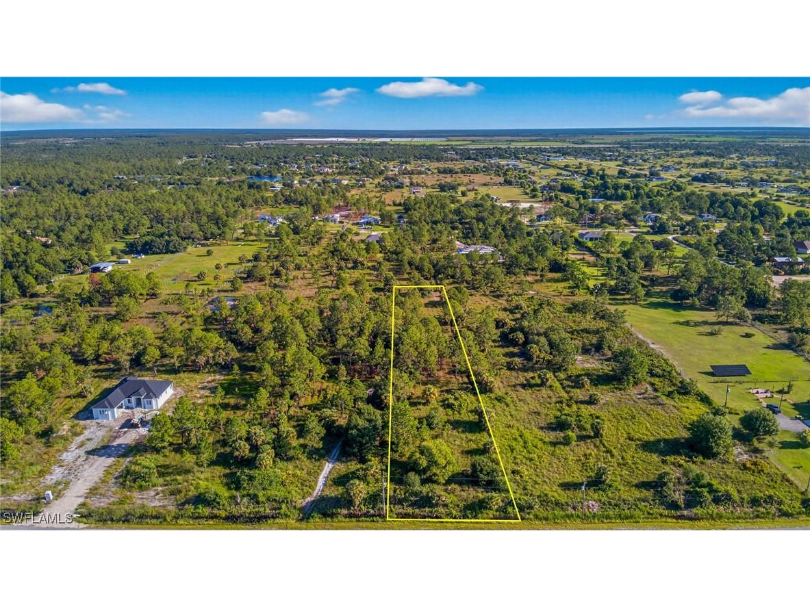 3765 62nd Avenue NE Naples FL 34120 225067758 image1