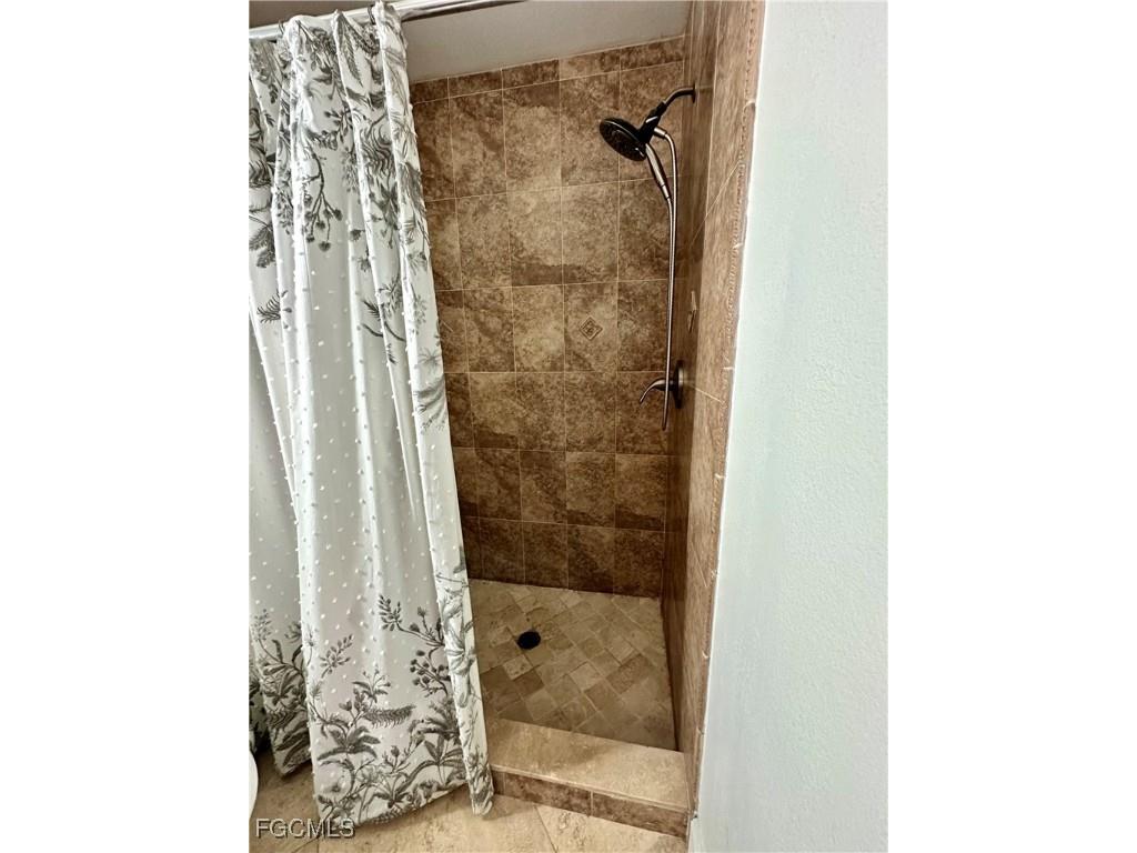 3766 SE 6th Avenue Cape Coral FL 33904 2025025813 image17