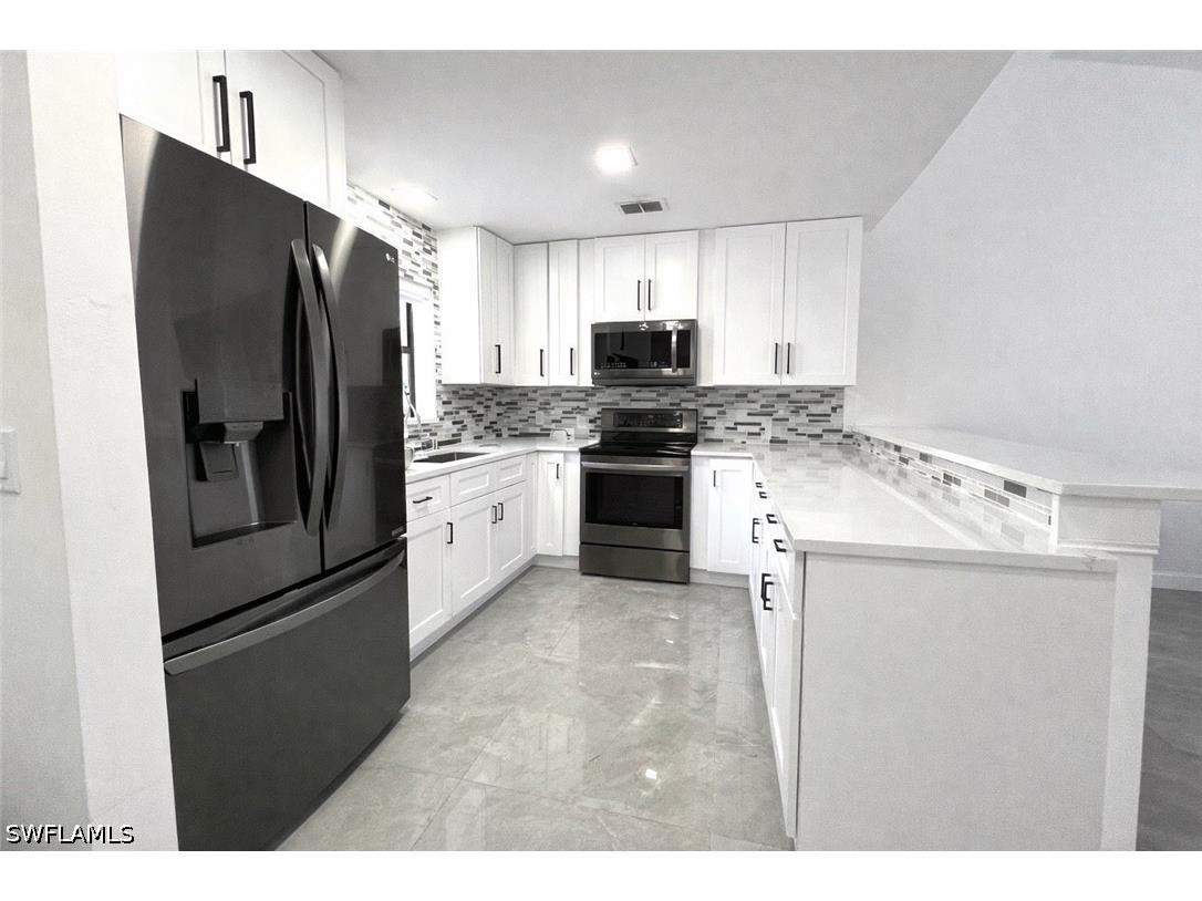 3767 Golden Gate Boulevard E Naples FL 34120 226014383 image4