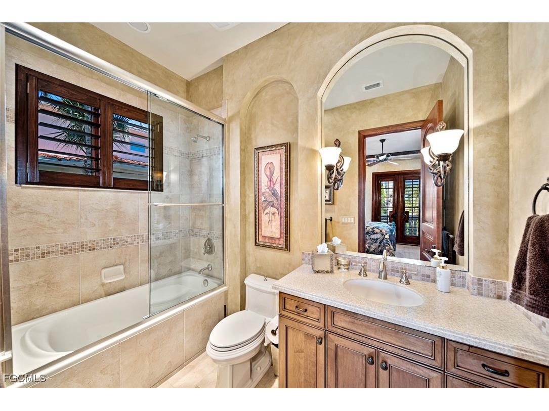 3767 W Gulf Drive Sanibel FL 33957 2025023743 image23