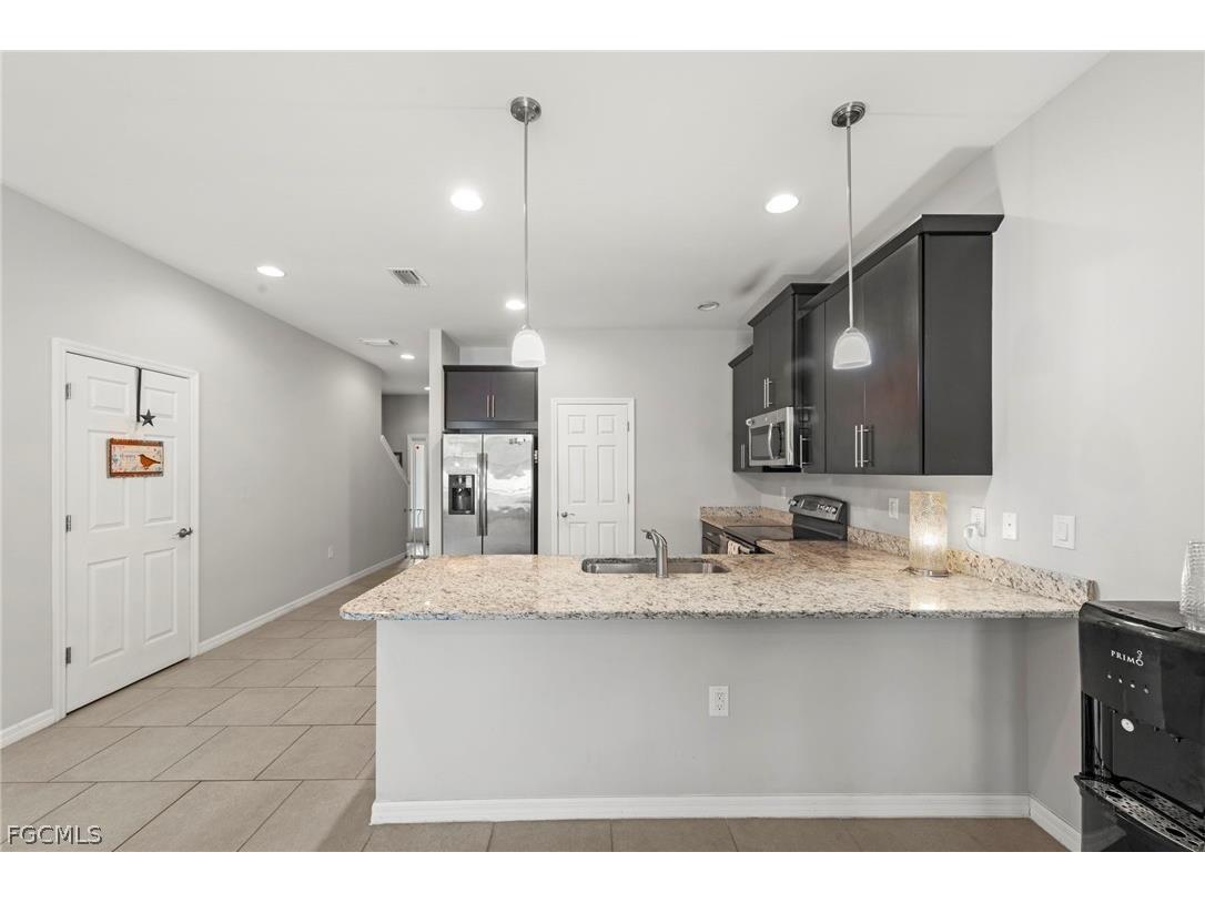 3768 Tilbor Circle Fort Myers FL 33916 2026011435 image11