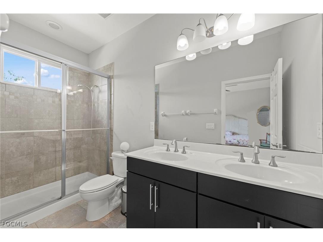 3768 Tilbor Circle Fort Myers FL 33916 2026011435 image23