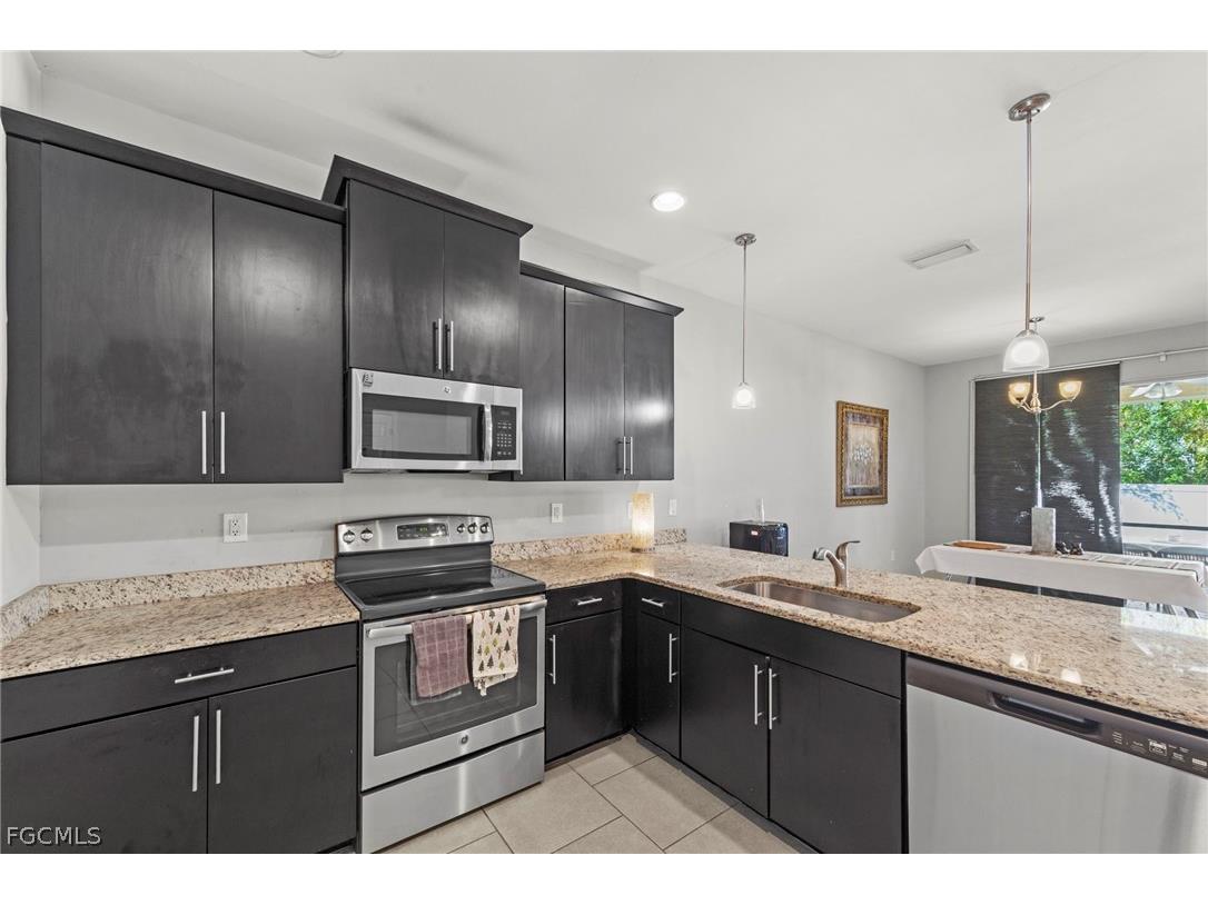 3768 Tilbor Circle Fort Myers FL 33916 2026011435 image8