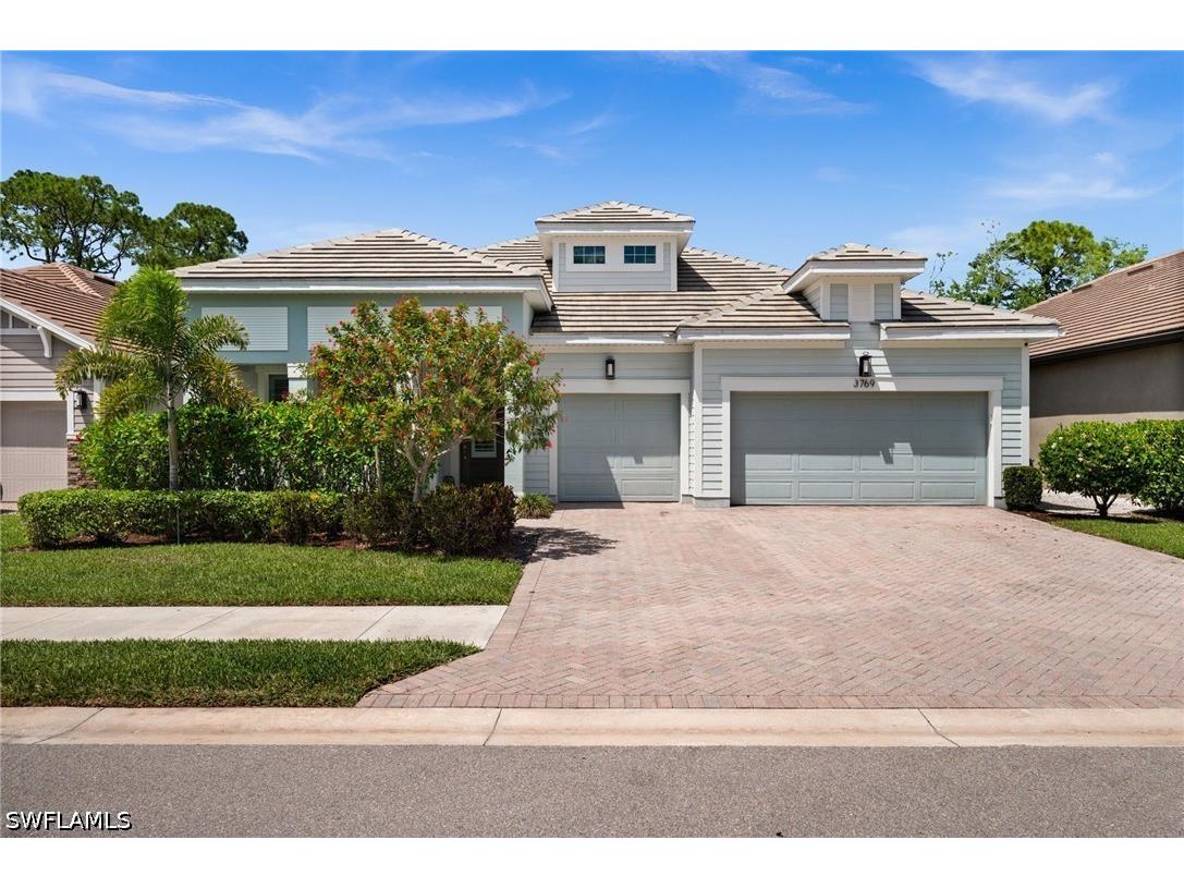 3769 Helmsman Drive Naples FL 34120 226016061 image1