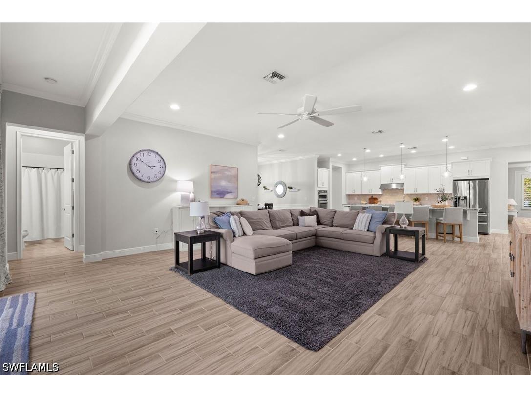 3769 Helmsman Drive Naples FL 34120 226016061 image23
