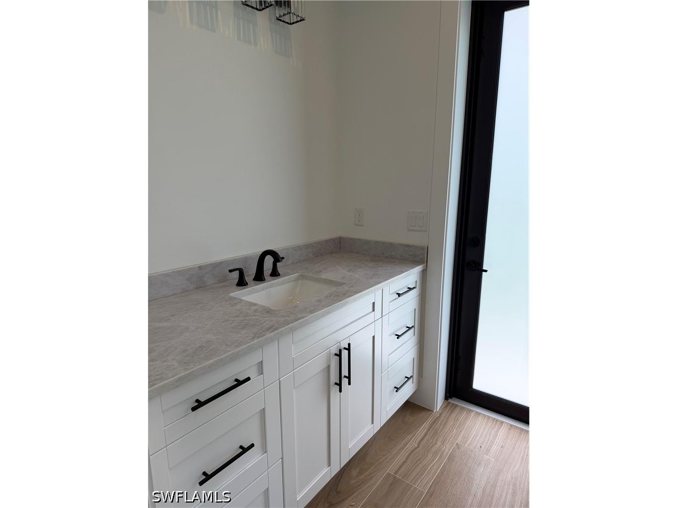 377 2nd Street NE Naples FL 34120 226021120 image12