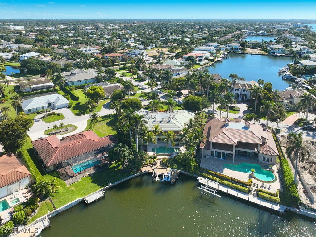 377 Pirates Bight Naples FL 34103 225079001 image16