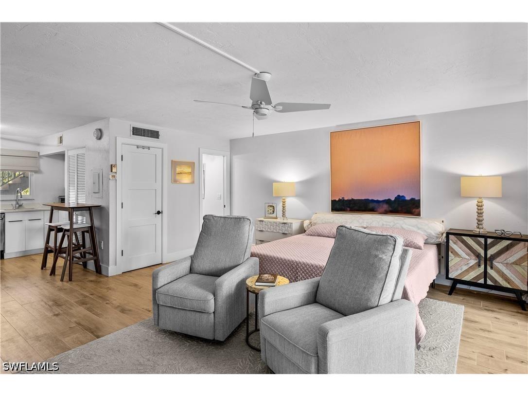 377 Vanderbilt Beach Road #102 Naples FL 34108 226020664 image8