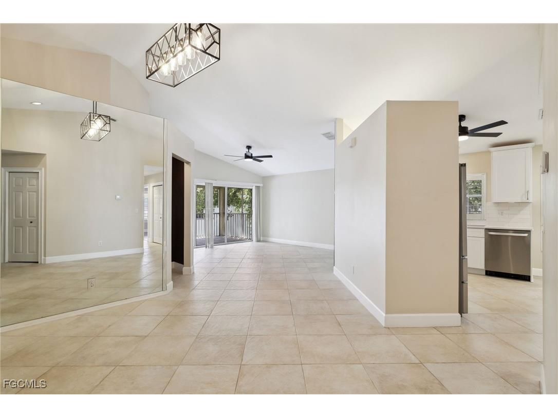 3770 Fieldstone Boulevard #108 Naples FL 34109 2025010629 image2