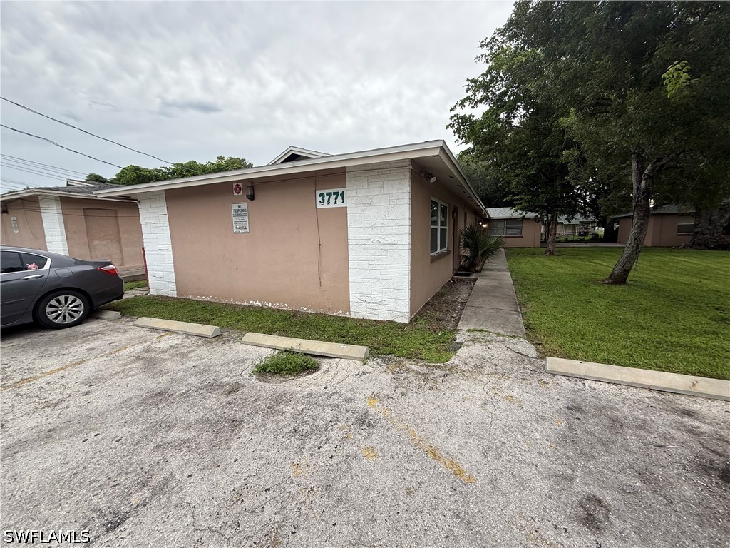 3771 Belmont Street #A Fort Myers FL 33916 226017873 image2