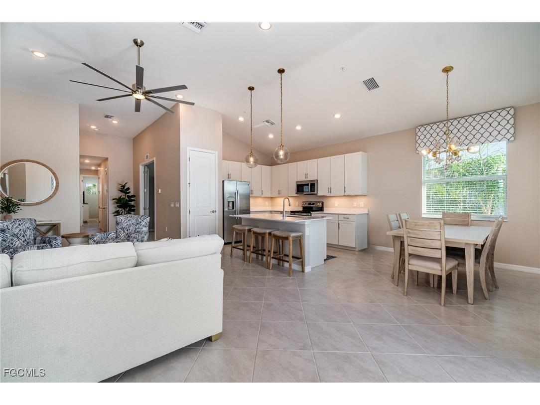 3771 Pebblebrook Ridge Court #201 Fort Myers FL 33905 2025023346 image6