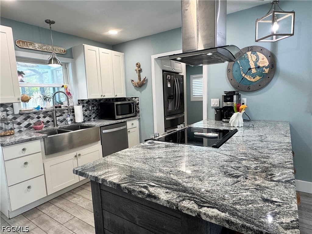 3772 Tropical Point Drive Saint James City FL 33956 2026027998 image10
