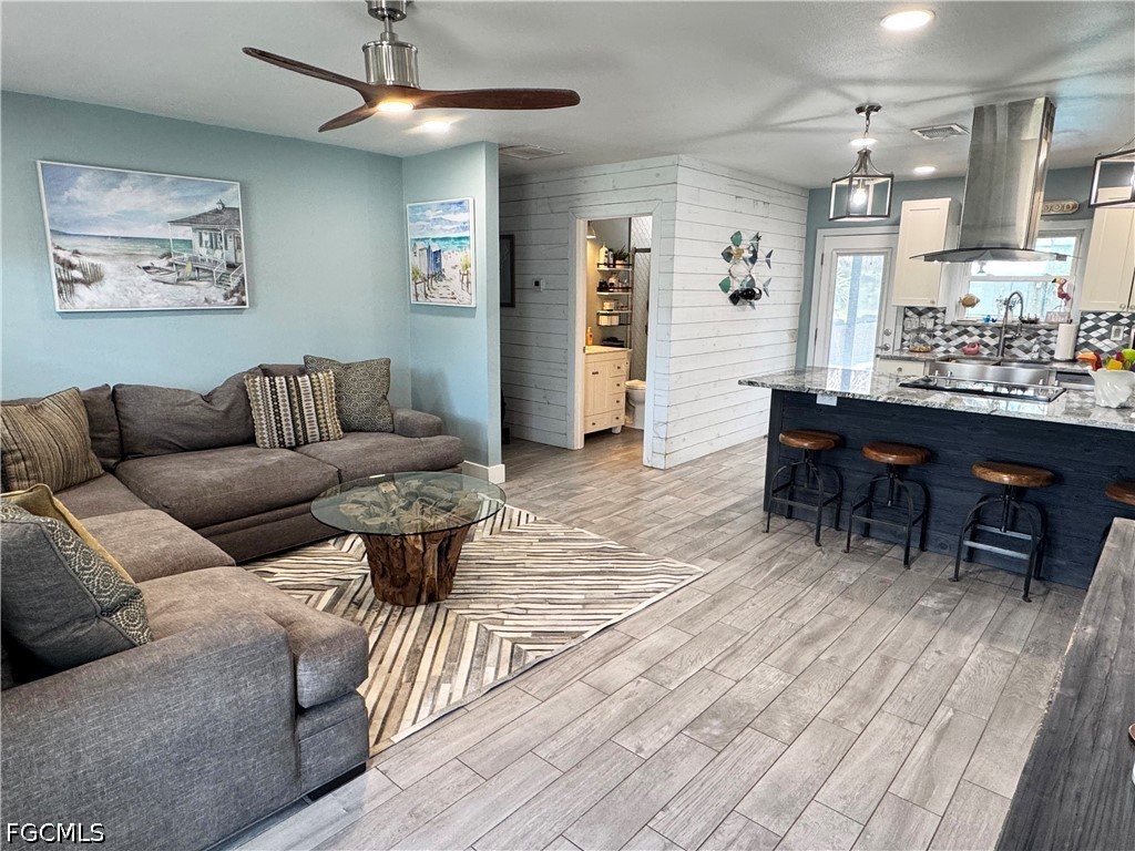 3772 Tropical Point Drive Saint James City FL 33956 2026027998 image4