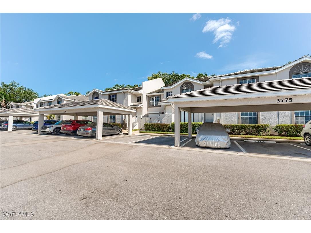 3775 Fieldstone Boulevard #104 Naples FL 34109 225043474 image34