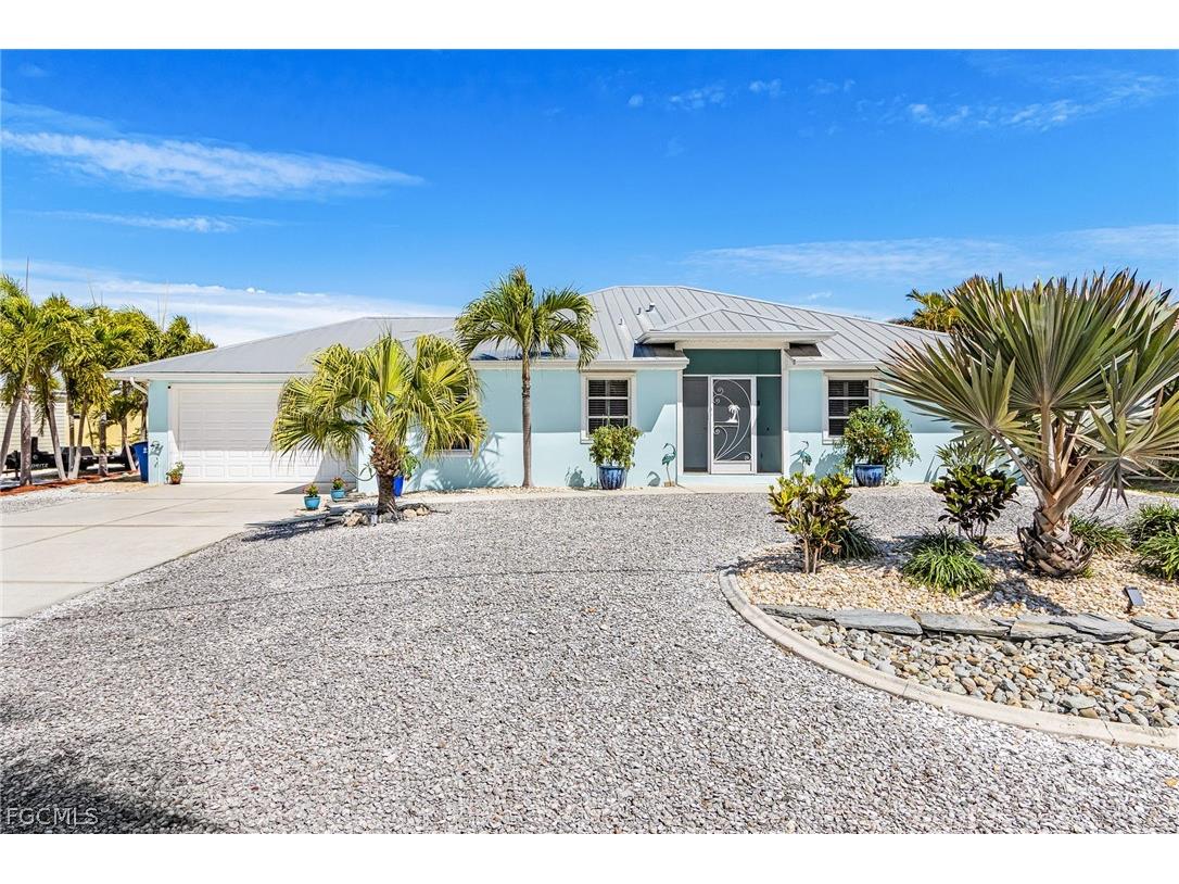 3778 Pinetree Drive Saint James City FL 33956 2026013919 image1