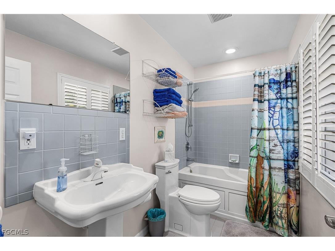 3778 Pinetree Drive Saint James City FL 33956 2026013919 image16