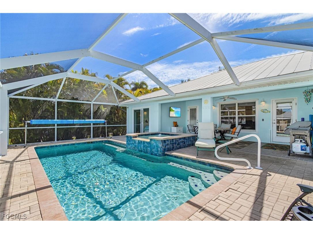 3778 Pinetree Drive Saint James City FL 33956 2026013919 image2