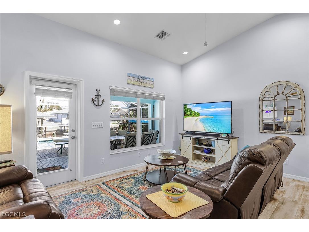 3778 Pinetree Drive Saint James City FL 33956 2026013919 image9