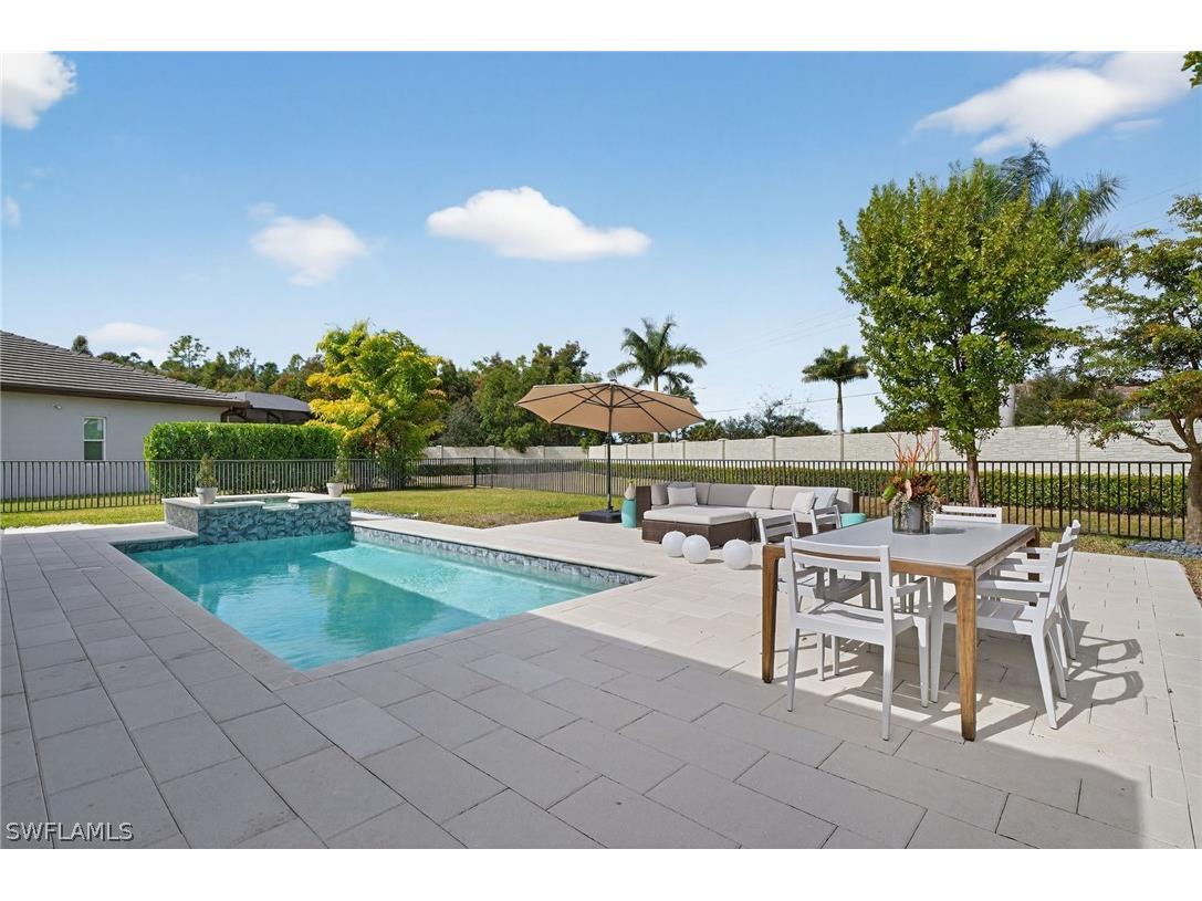 3778 Sapphire Cove Circle Naples FL 34114 226008189 image8