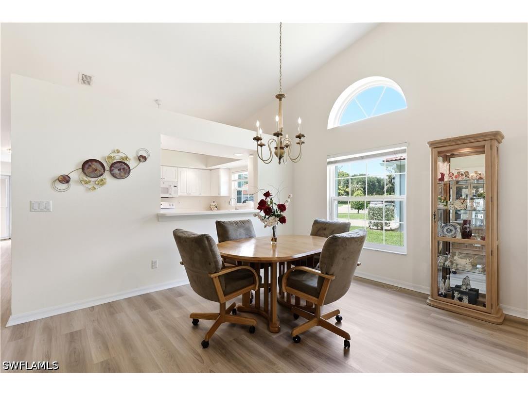 378 Melrose Place #4 Naples FL 34104 226019163 image8