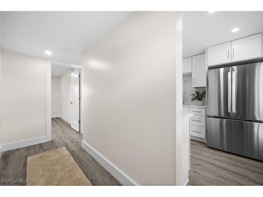 378 Palm Drive #1 Naples FL 34112 225082367 image4