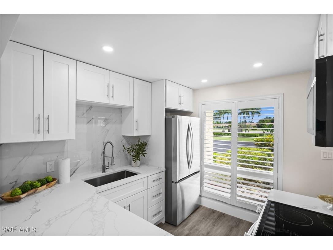 378 Palm Drive #1 Naples FL 34112 225082367 image9