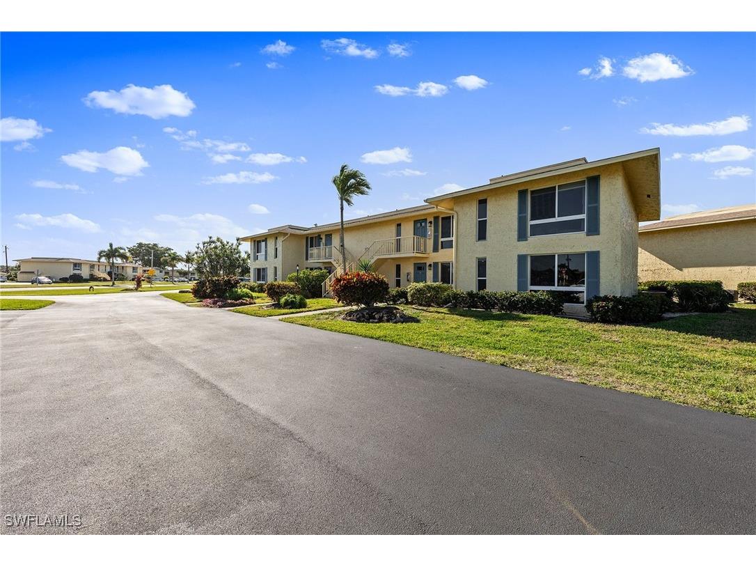 378 Palm Drive #4 Naples FL 34112 226003451 image4