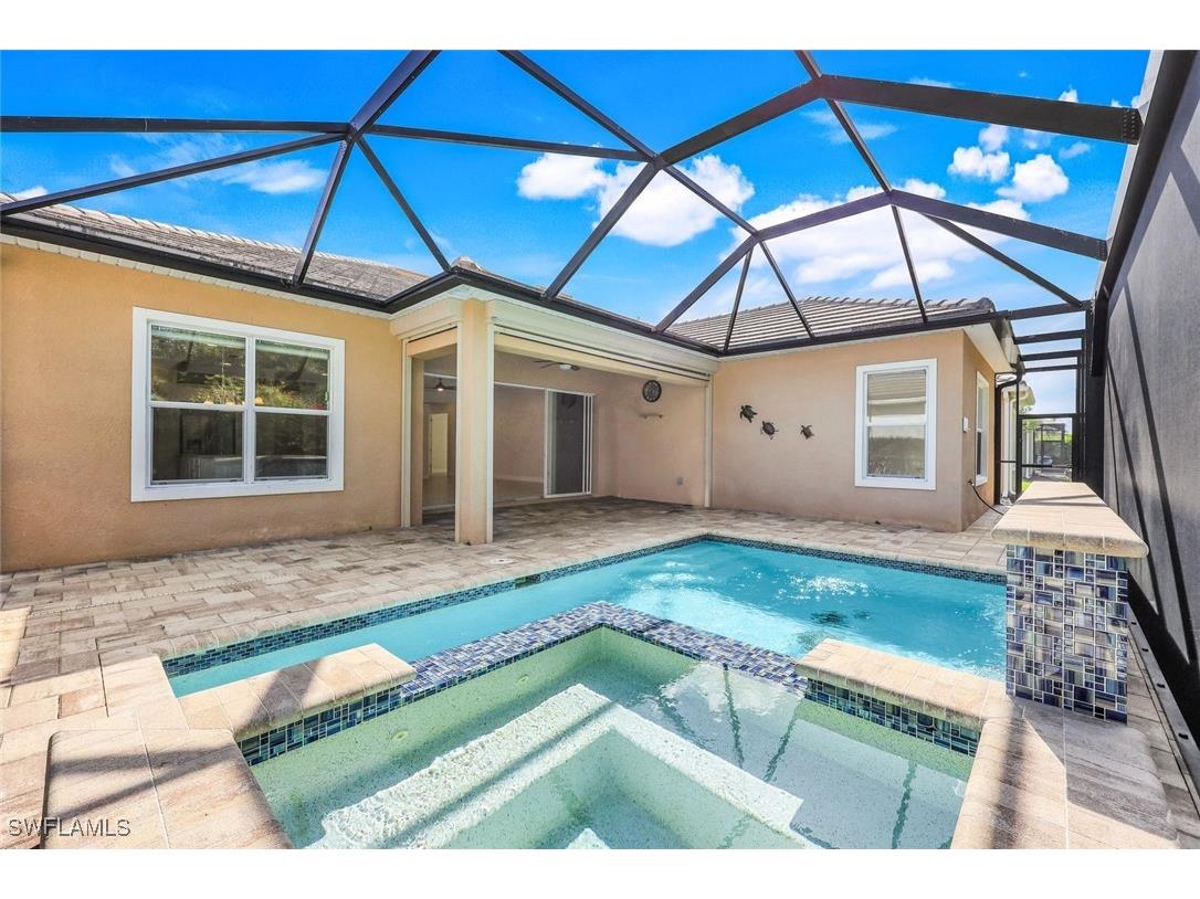 3781 Helmsman Drive Naples FL 34120 225073579 image1