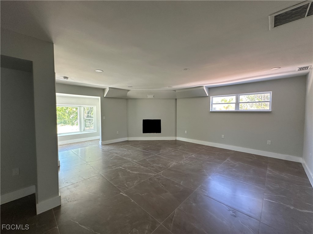 3784 Coquina Drive Sanibel FL 33957 2025010071 image4