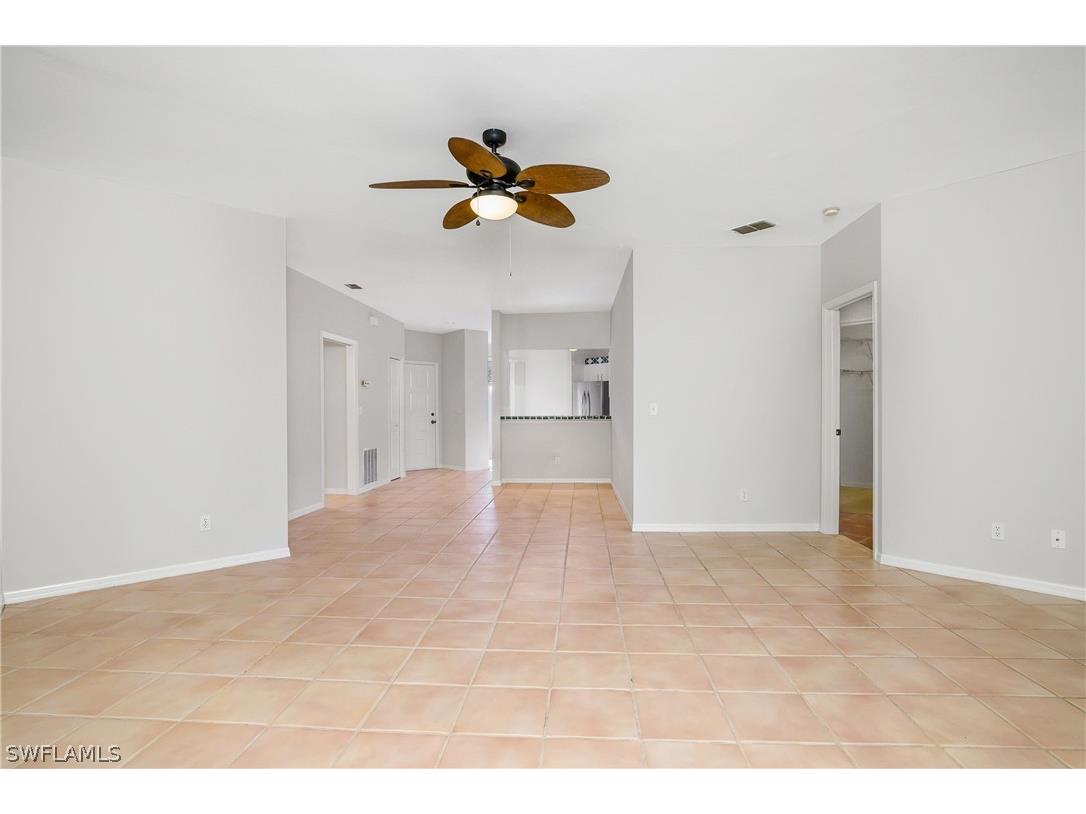 3785 Fieldstone Boulevard #203 Naples FL 34109 226006427 image9