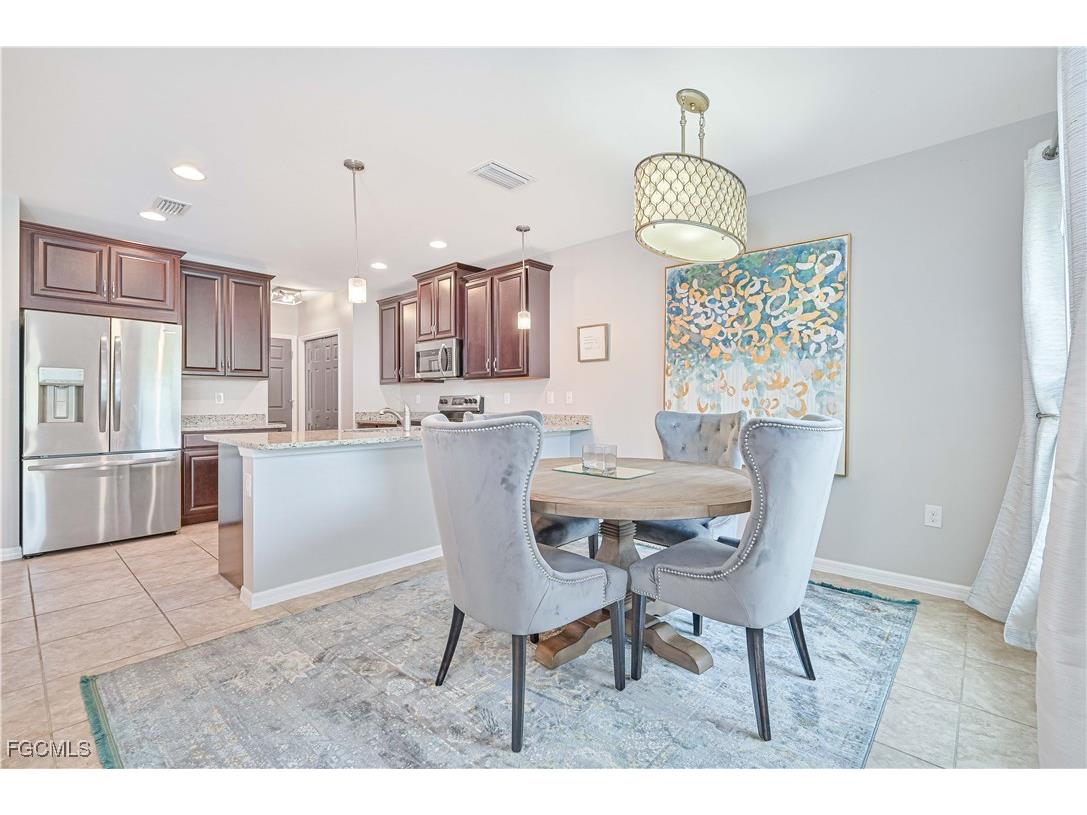 3786 Tilbor Circle Fort Myers FL 33916 2026001011 image12