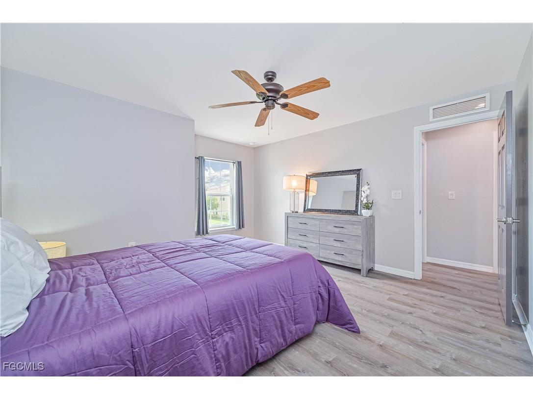 3786 Tilbor Circle Fort Myers FL 33916 2026001011 image25