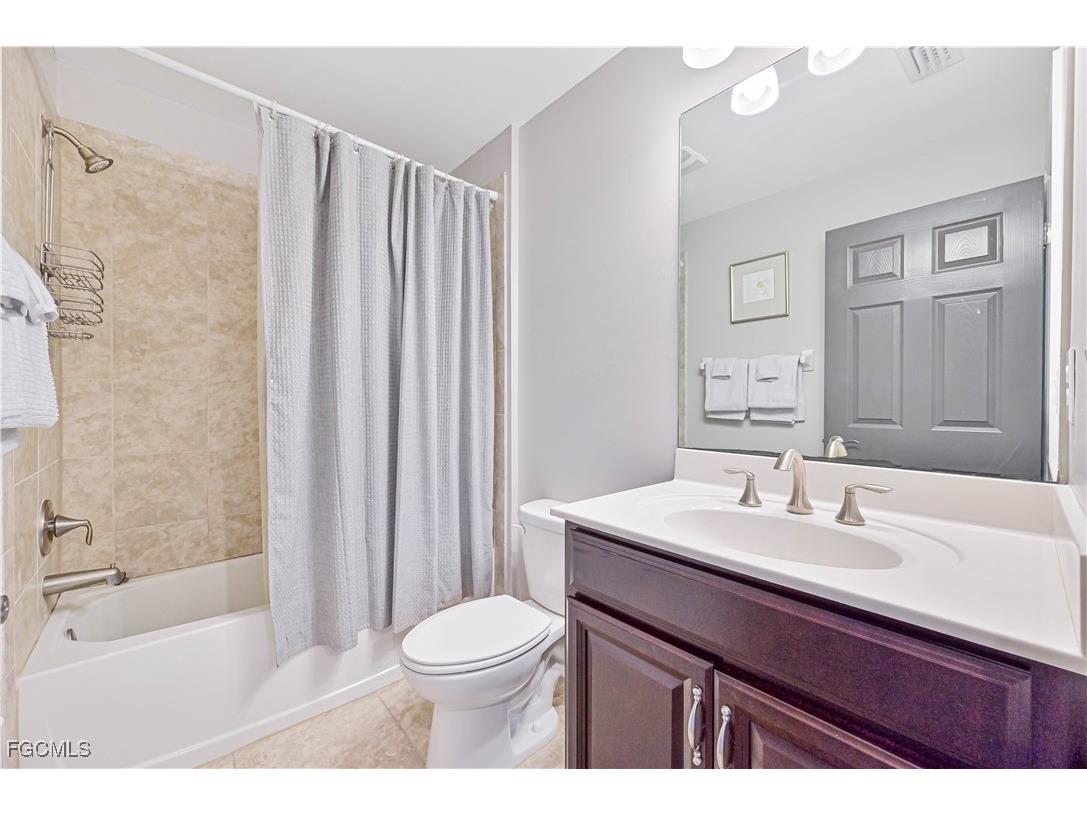 3786 Tilbor Circle Fort Myers FL 33916 2026001011 image26