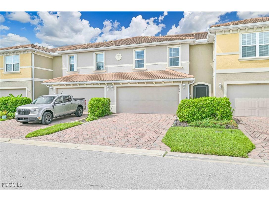 3786 Tilbor Circle Fort Myers FL 33916 2026001011 image3