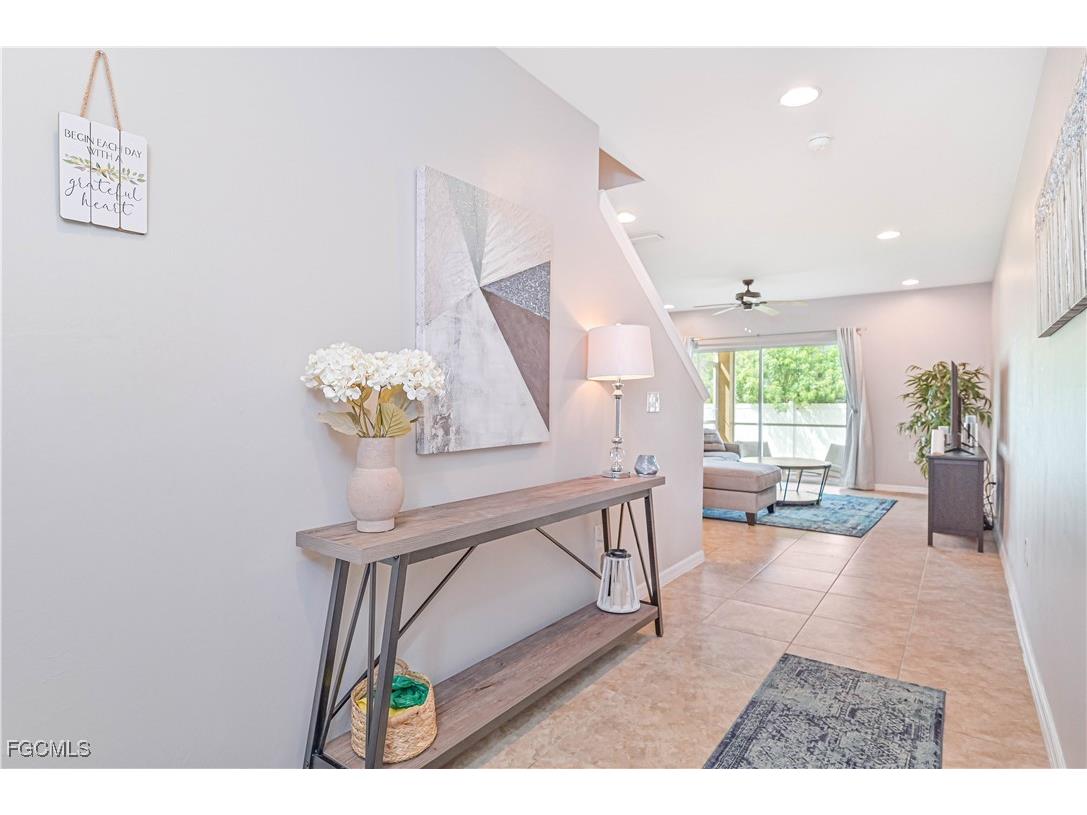 3786 Tilbor Circle Fort Myers FL 33916 2026001011 image6