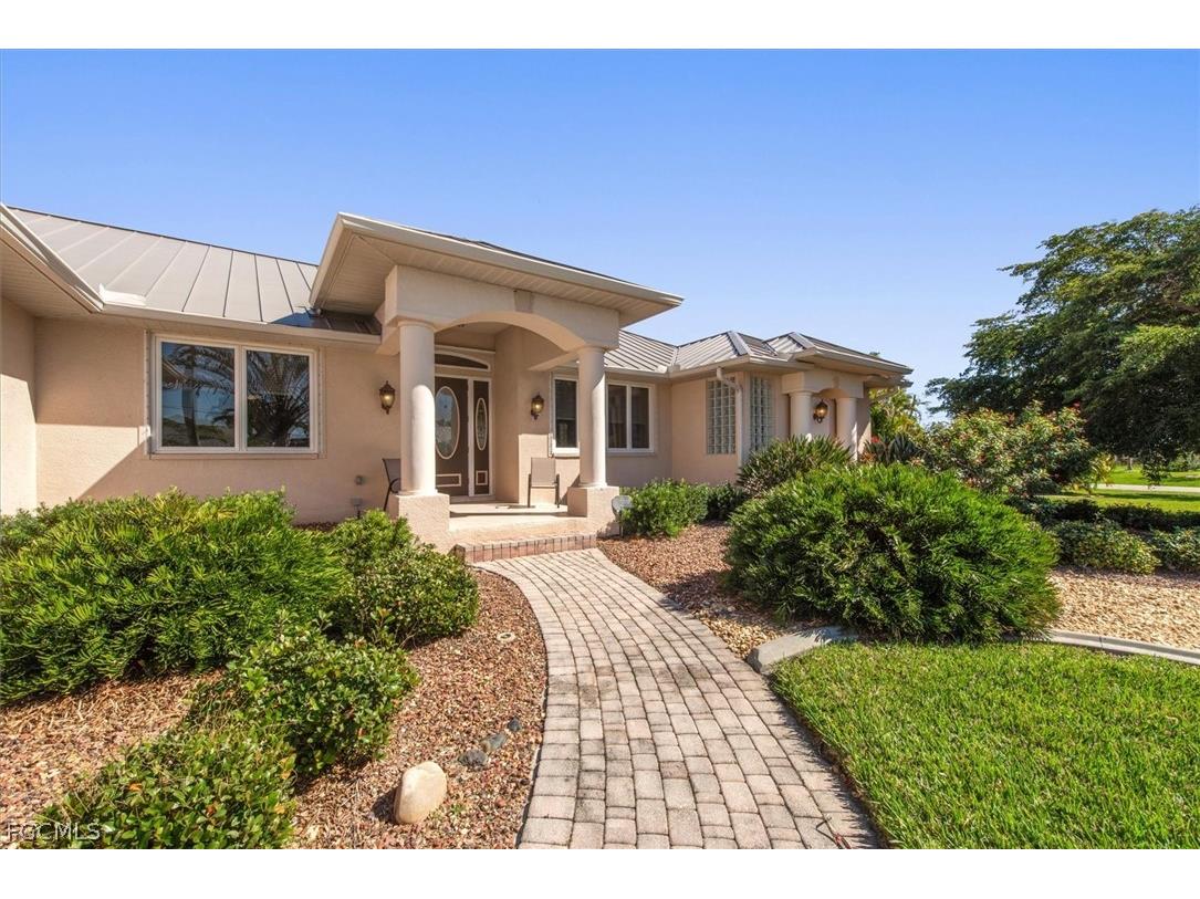 3786 Whippoorwill Boulevard Punta Gorda FL 33950 2026007754 image2