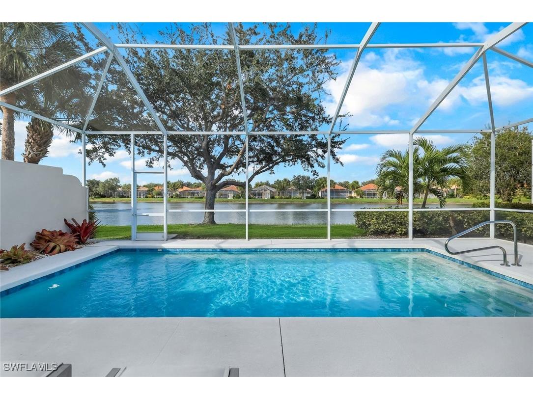 3787 Whidbey Way Naples FL 34119 225083971 image2