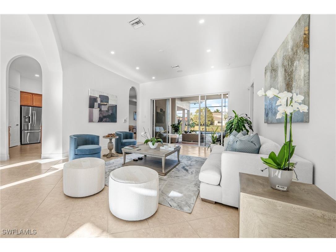 379 Cypress Way W Naples FL 34110 225032092 image11