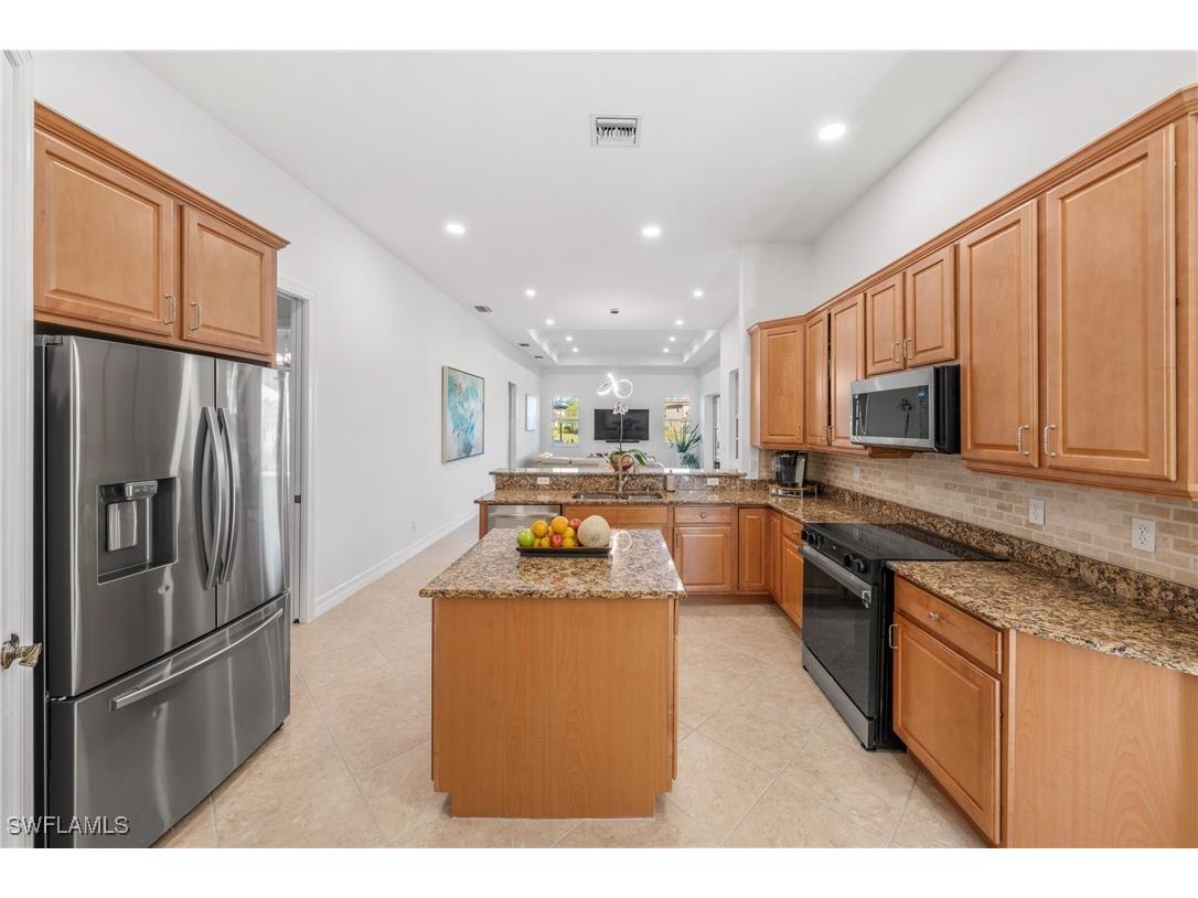 379 Cypress Way W Naples FL 34110 225032092 image15