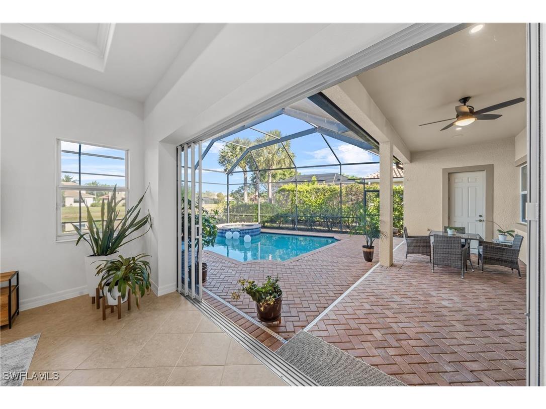 379 Cypress Way W Naples FL 34110 225032092 image24