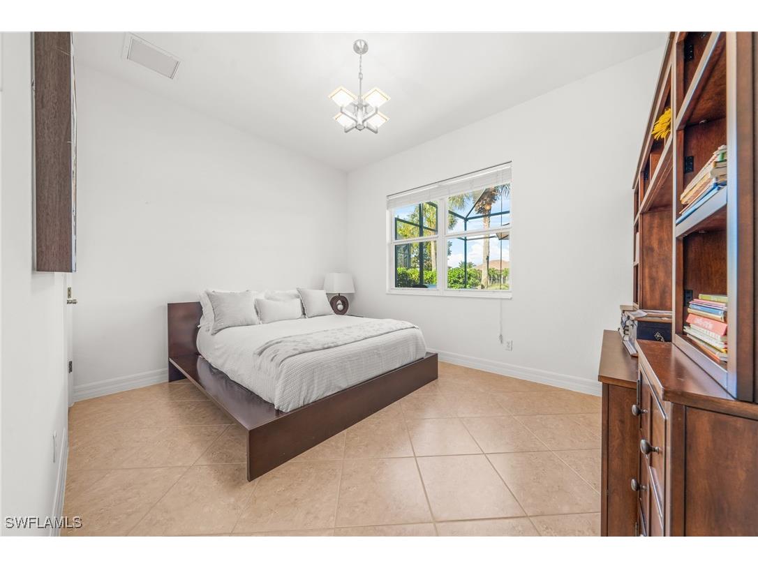 379 Cypress Way W Naples FL 34110 225032092 image38