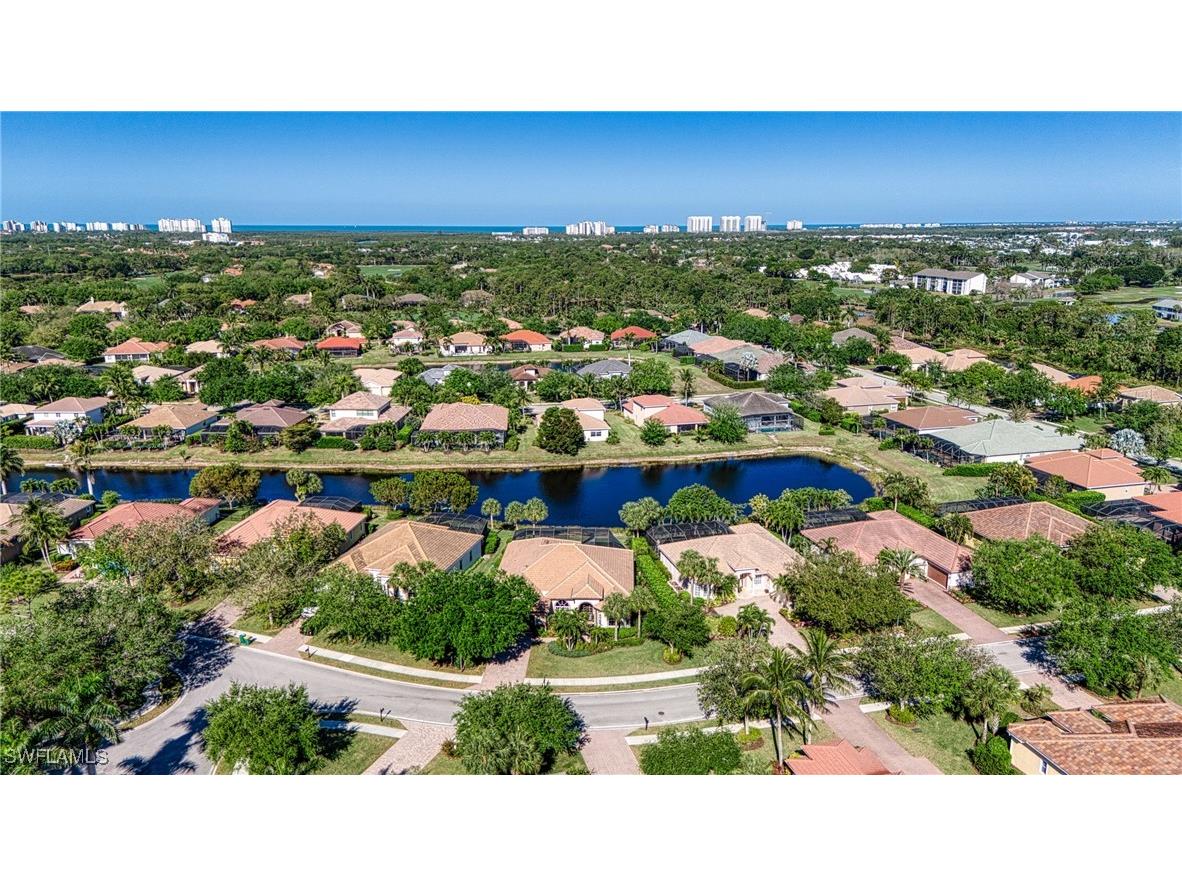 379 Cypress Way W Naples FL 34110 225032092 image6