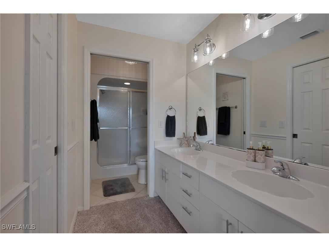 379 Gabriel Circle #2304 Naples FL 34104 225072943 image10