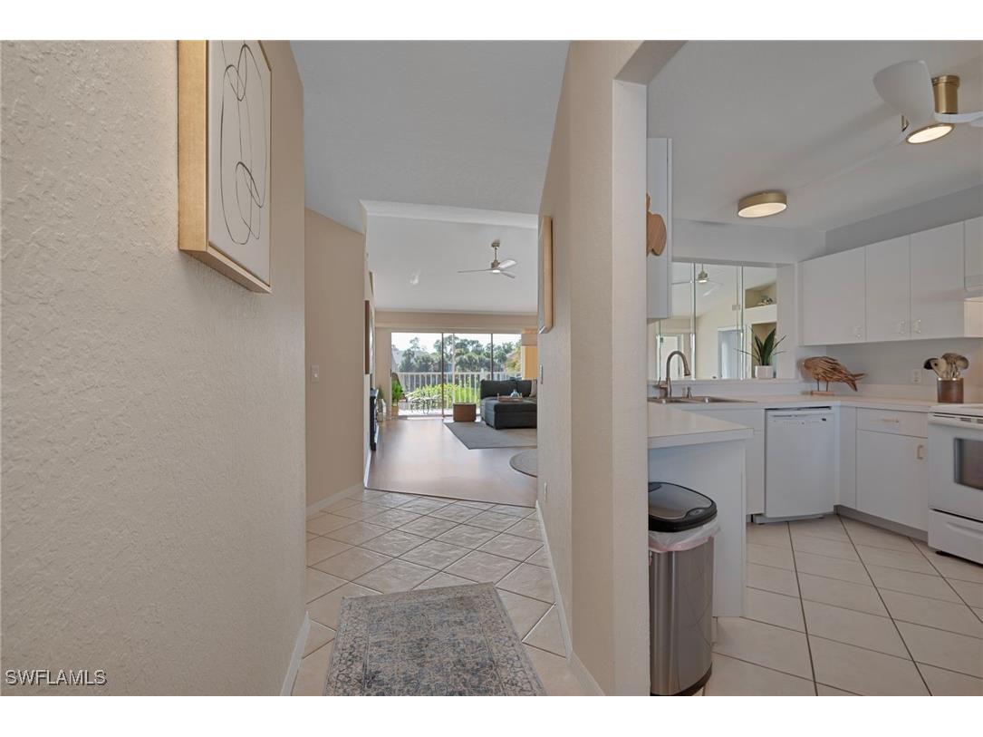 379 Gabriel Circle #2304 Naples FL 34104 225072943 image7