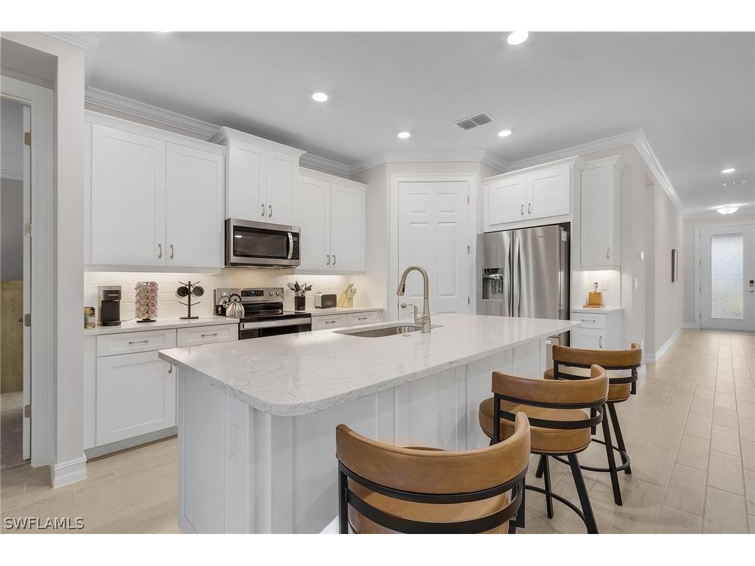 379 Grace Bay Lane Naples FL 34114 226012084 image5